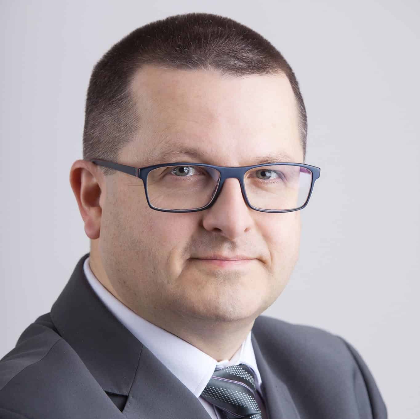 Marcin Piwecki - Perfect Hair clinic co-owner